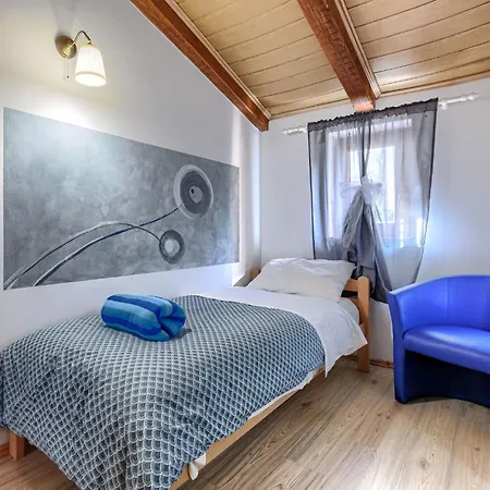 Rotonda By Interhome * Kršan