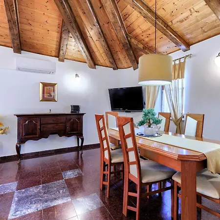 Holiday home Rotonda - Lbn304 By Interhome *
